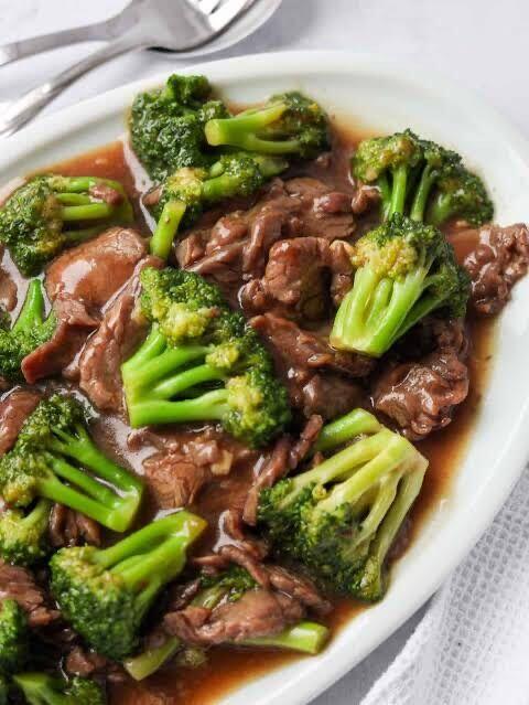 Sauteed Broccoli w. Brown Sauce